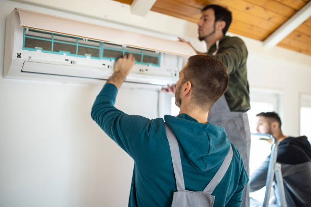Air duct cleaning in Lantana, FL